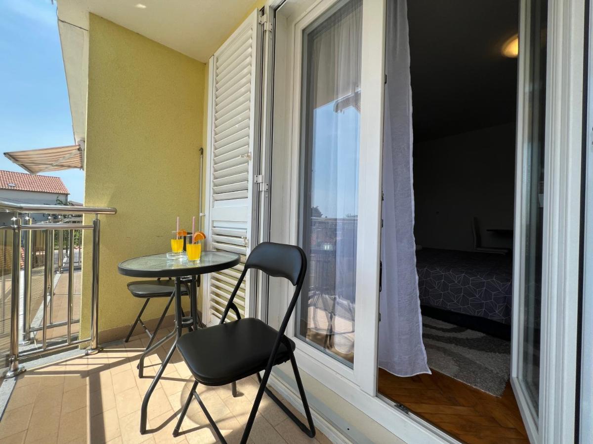 House Roca Apartment Vodice Ngoại thất bức ảnh
