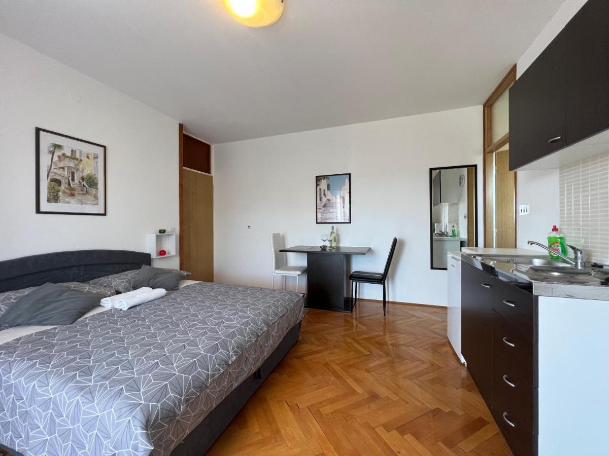 House Roca Apartment Vodice Ngoại thất bức ảnh
